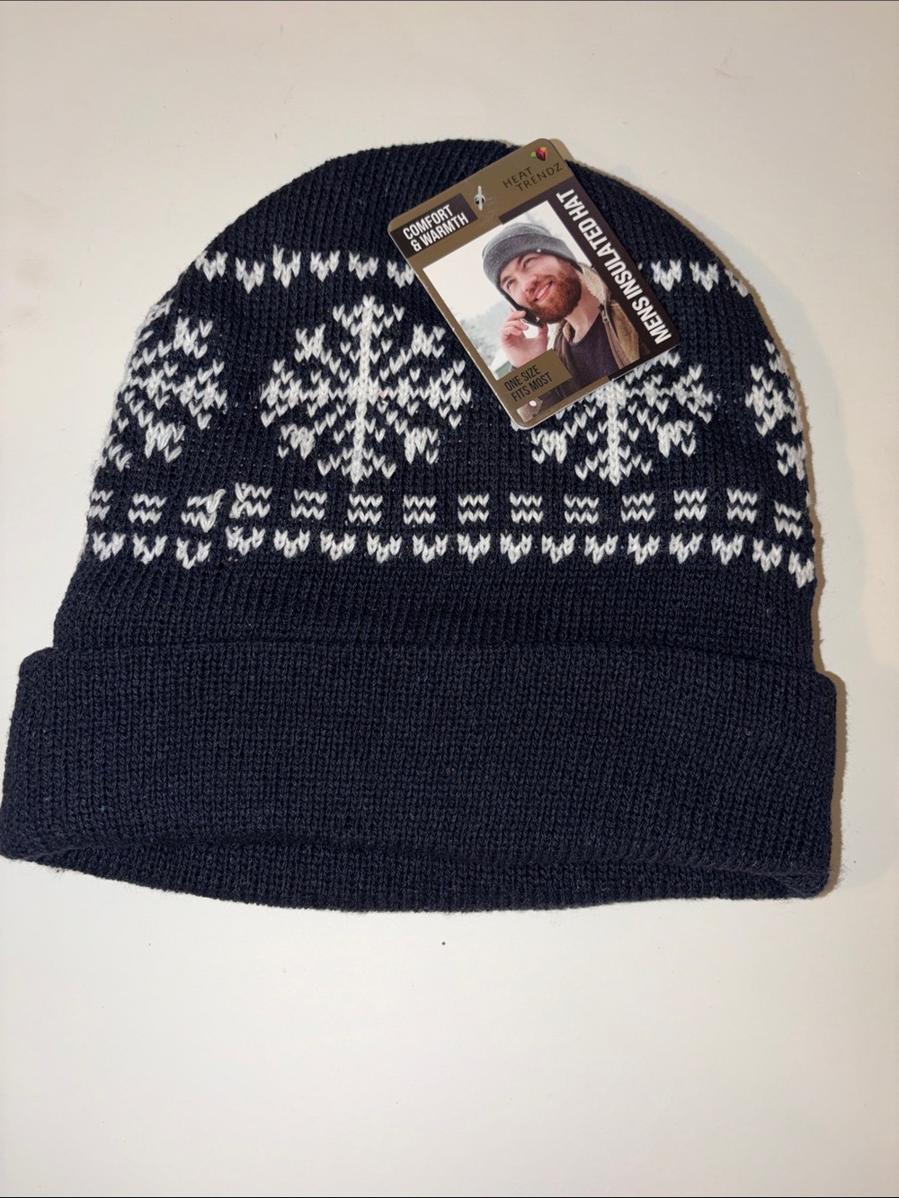 Heat Trendz Men’s Insulated Snowflake Winter Beanie in Black and White Size OS